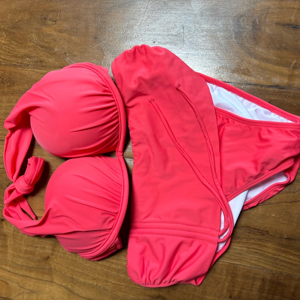 Venus pink bathing suit